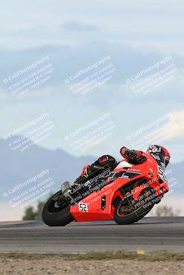 media/Nov-16-2025-Race Pace (Sun) [[8c5fa54630]]/Non Verified Riders (1st 20 Minutes)/7-Turn 9 Entry (210pm)/